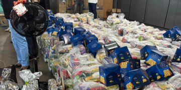 Realizada a entrega das cestas para o programa da Frente de Trabalho