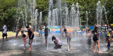 Parque da Família e Parque das Águas seguem em funcionamento