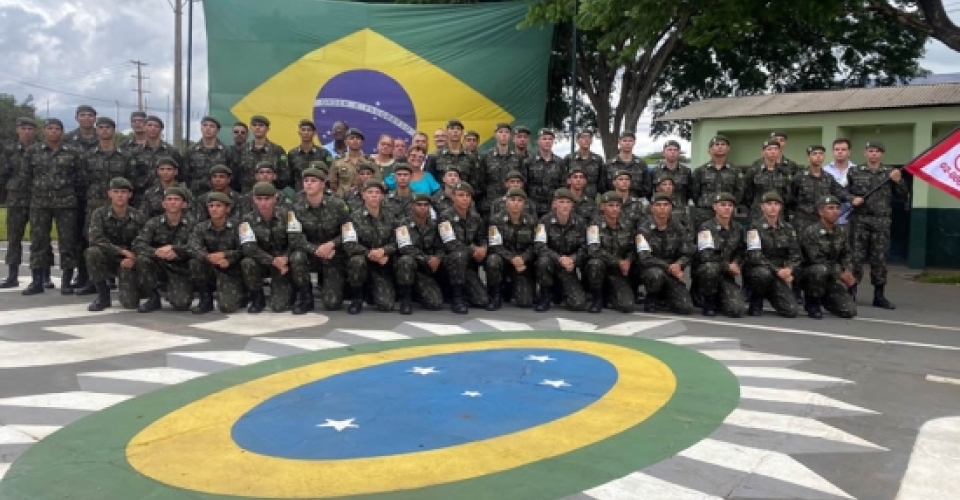 Tiro de Guerra de Bebedouro celebra formatura com honras e homenagens aos atiradores de 2024