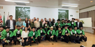 Curso Técnico em Agronegócio da ETEC celebra formação de novos profissionais